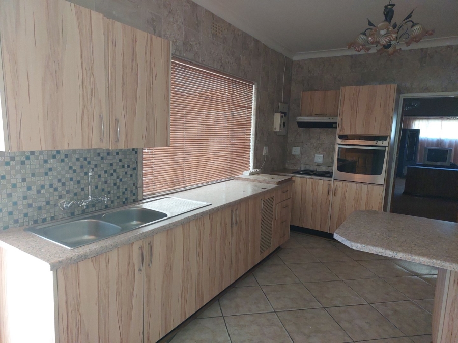 4 Bedroom Property for Sale in West Park Free State
